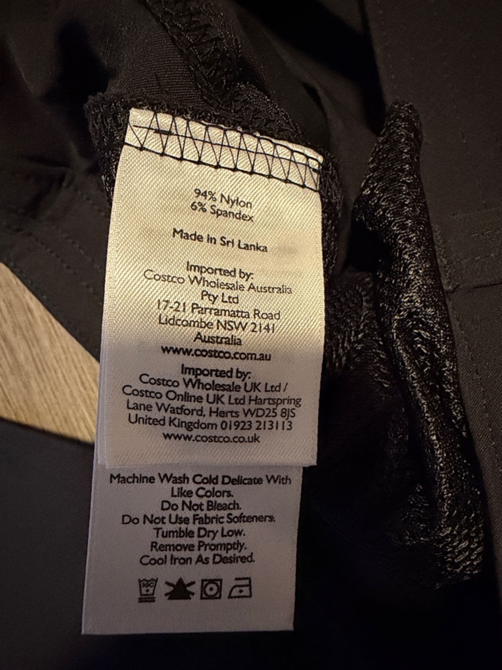 Eddie Bauer Women’s  Black Stretch Capris - Picture 3 of 6